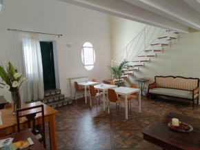 Demetra Rooms